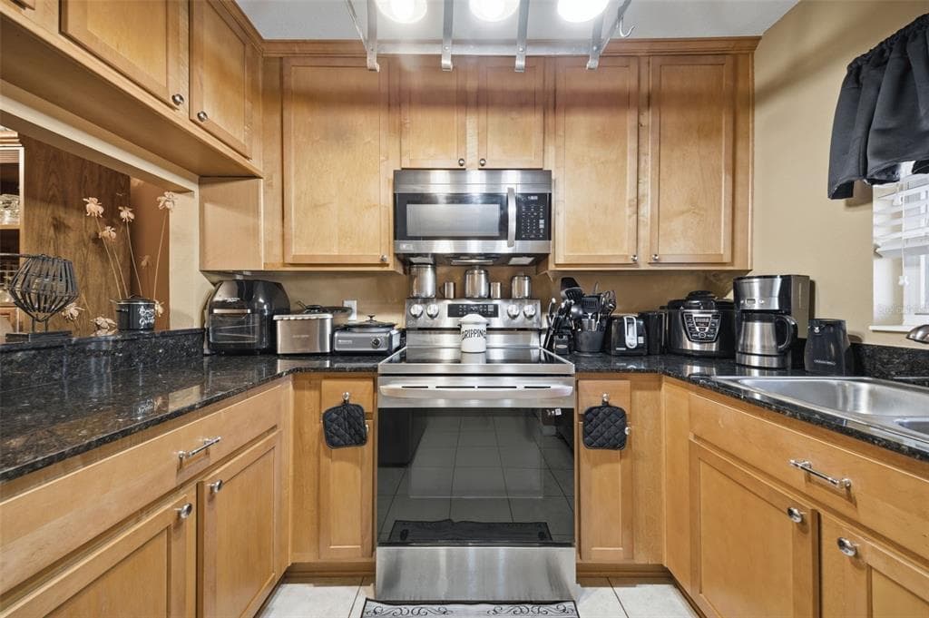192 COQUINA BAY DRIVE photo 8