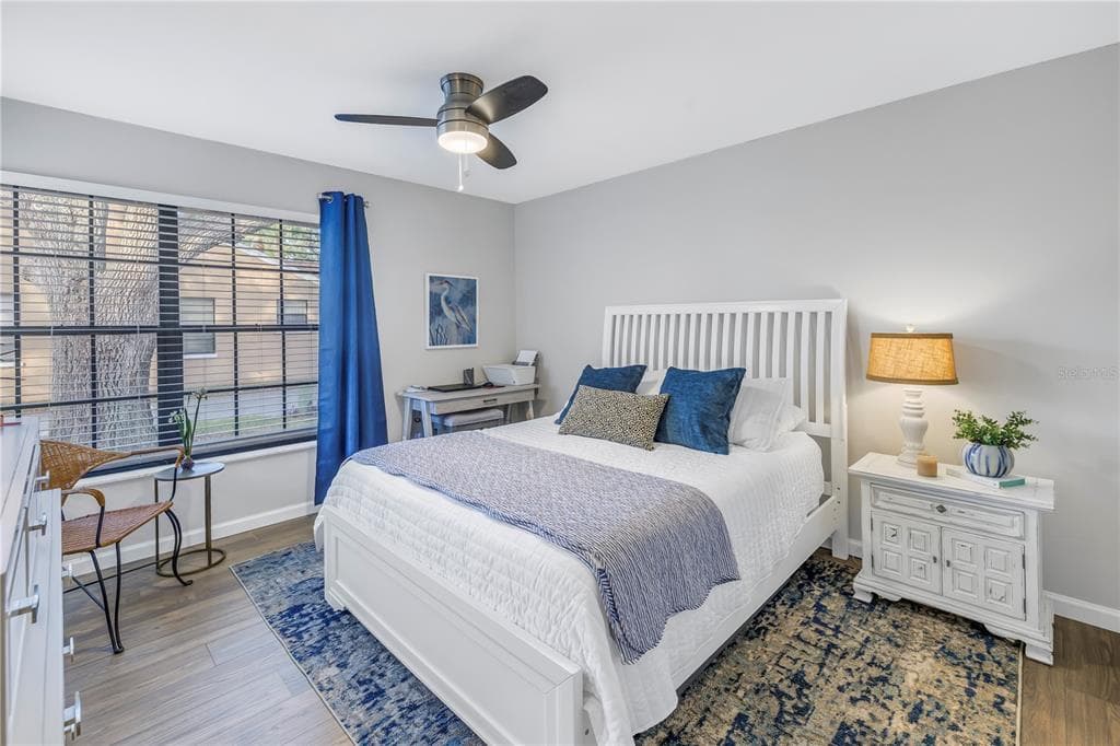 912 MYAKKA COURT NE photo 12
