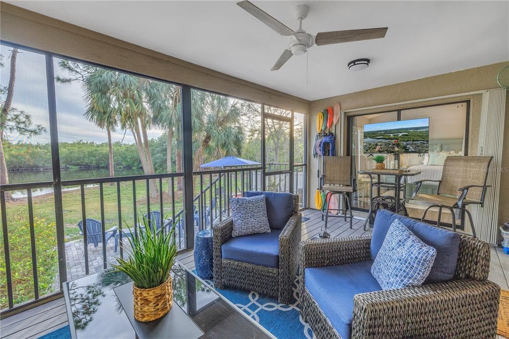 912 MYAKKA COURT NE photo 19
