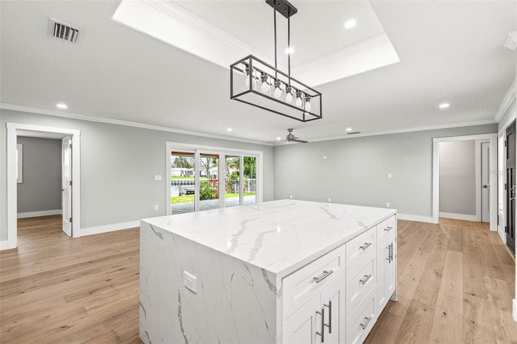 170 98TH AVENUE N photo 17