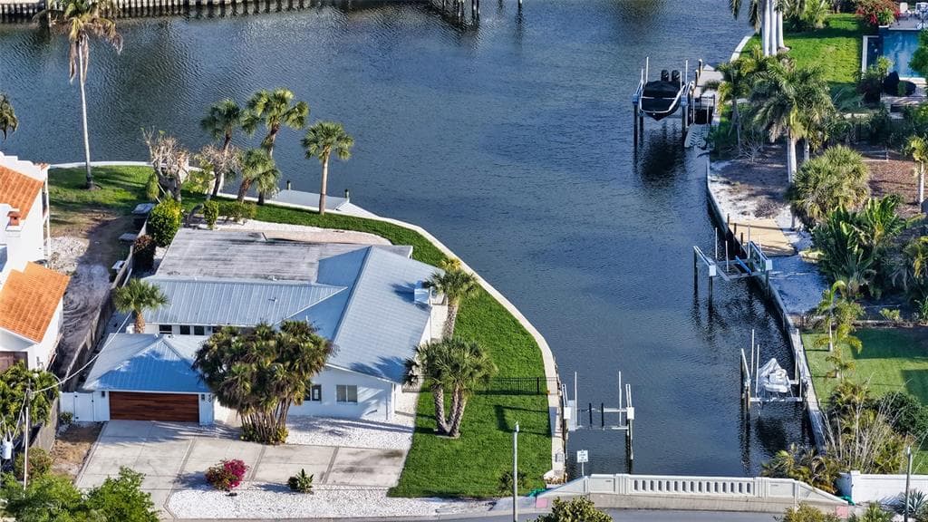 339 TREASURE BOAT WAY photo 6