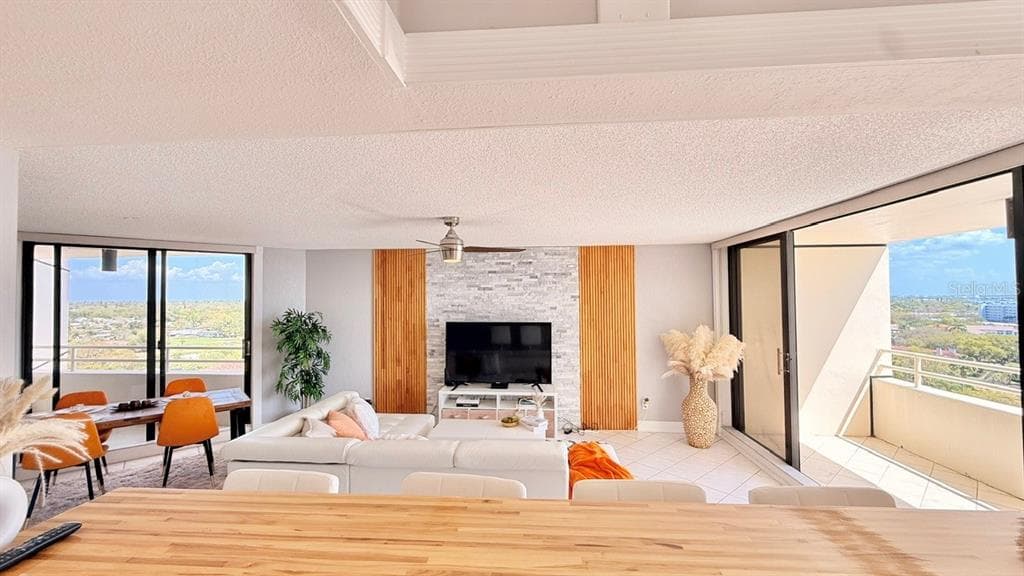 5940 PELICAN BAY PLAZA S 1105 photo 11