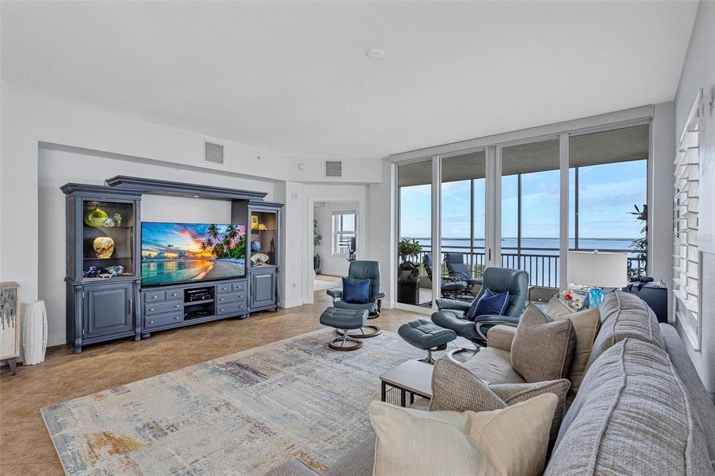 2825 TERRA CEIA BAY BOULEVARD 1705 photo 5