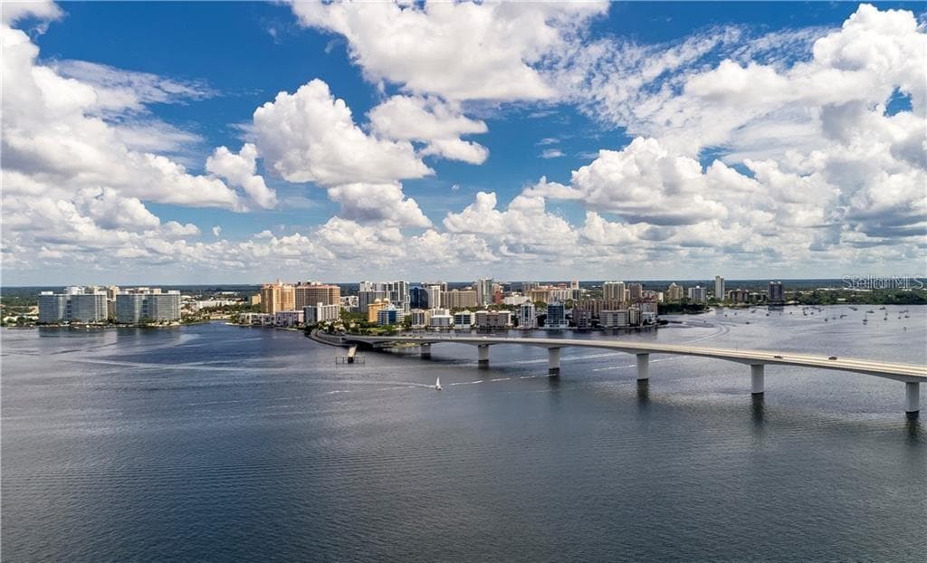 2600 HARBOURSIDE DRIVE C13 photo 19