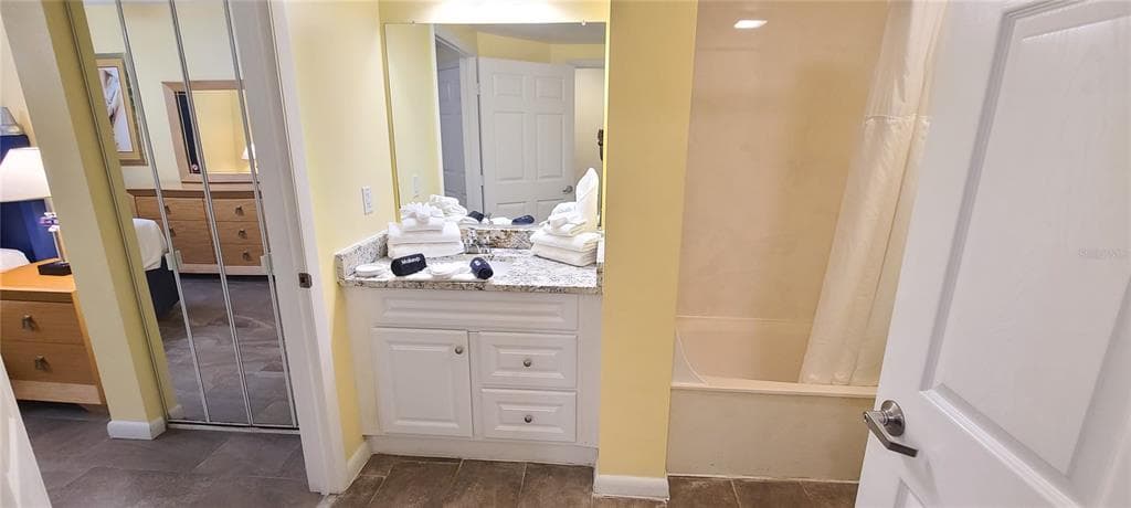 300 N ATLANTIC AVENUE 1106 photo 20