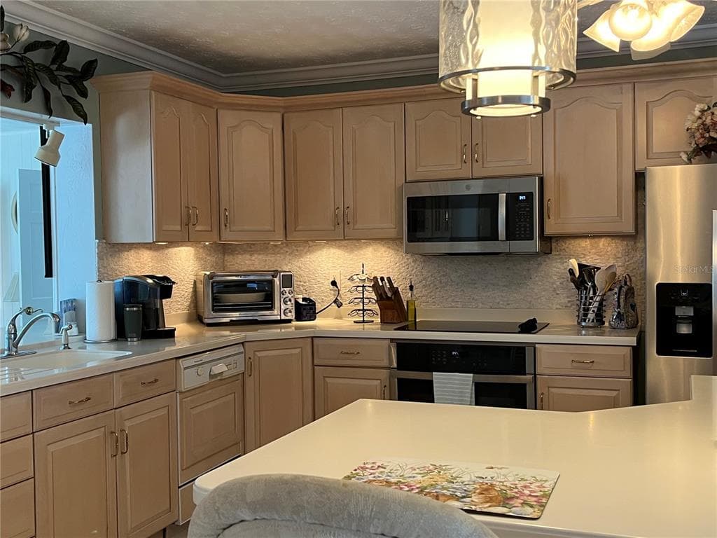 3704 100TH STREET W photo 16
