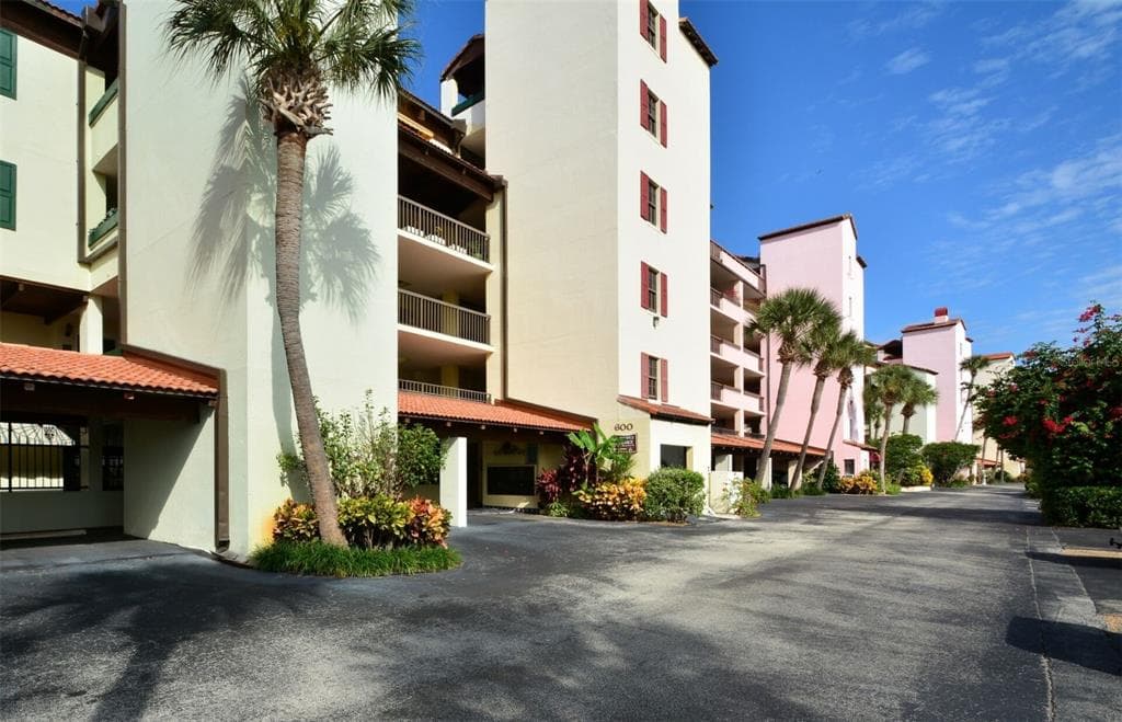 746 MARINA POINT DRIVE 7460 photo 7
