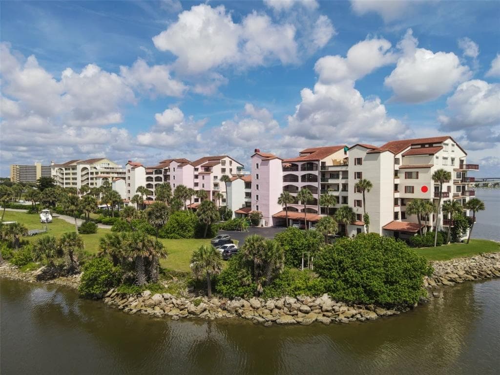 746 MARINA POINT DRIVE 7460 photo 24