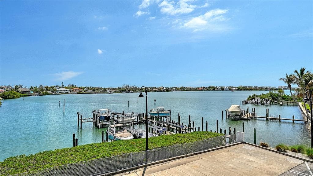 516 TAMIAMI TRAIL S #306 1
