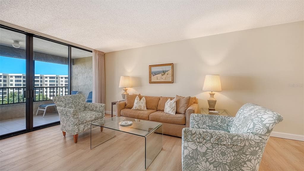 5790 MIDNIGHT PASS ROAD 506 photo 9