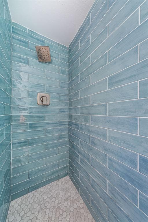 4700 COVE CIRCLE 110 photo 24