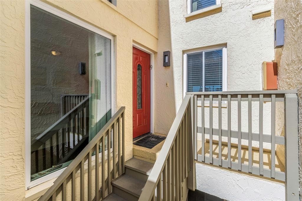 20204 GULF BOULEVARD #9 3