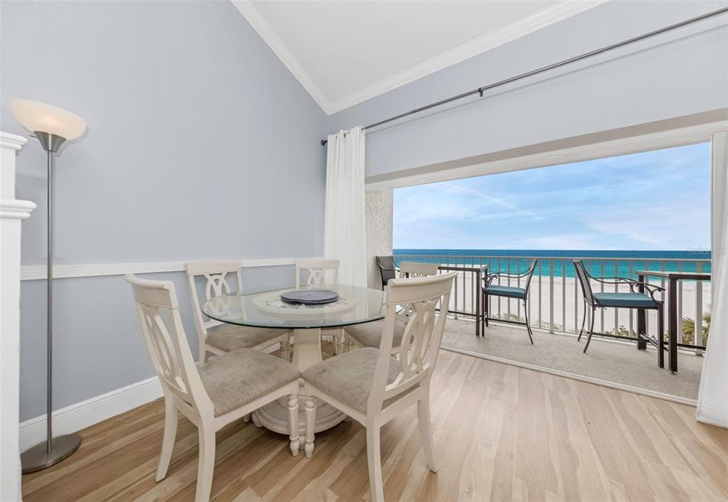 20204 GULF BOULEVARD #9 5