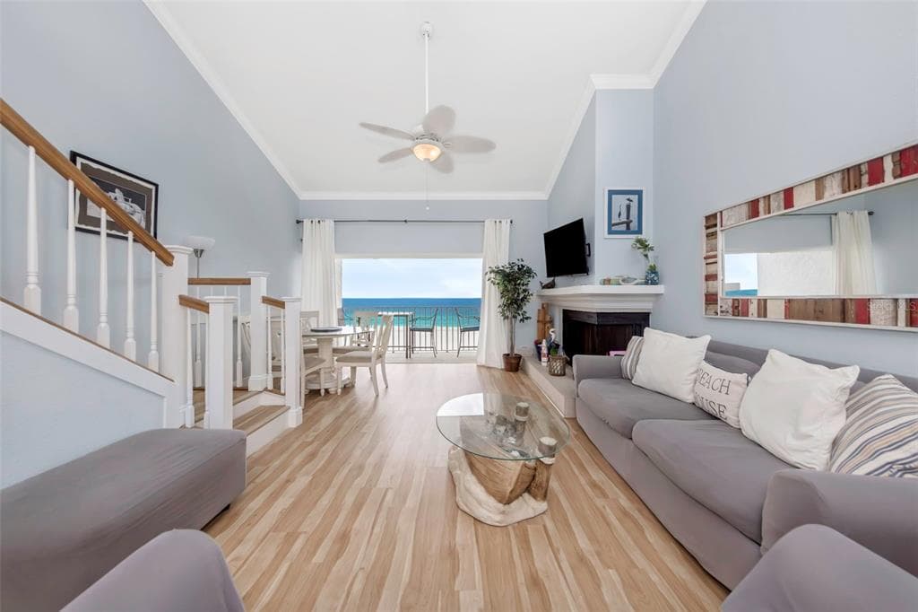 20204 GULF BOULEVARD #9 4
