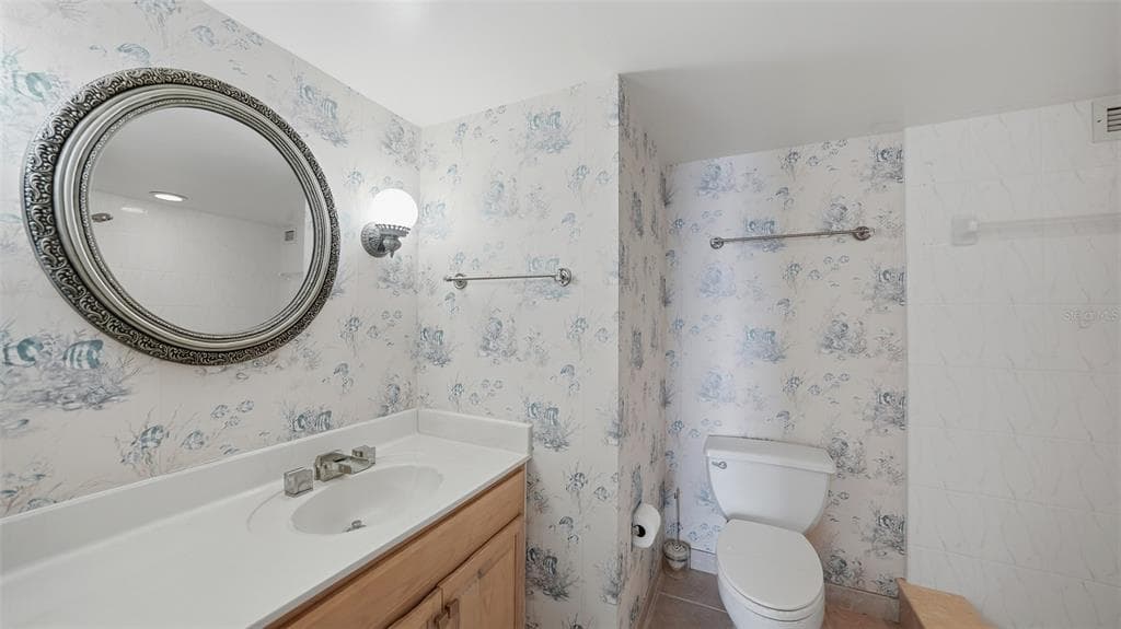 2301 GULF OF MEXICO DRIVE 43N photo 24
