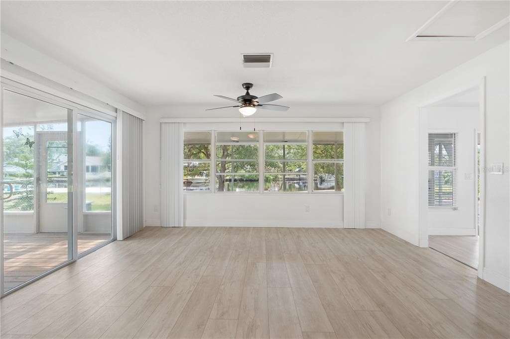5822 RIVER ROAD photo 22