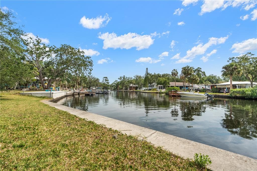 5822 RIVER ROAD photo 9