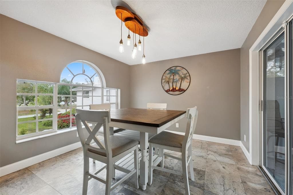 3114 BLUFF BOULEVARD photo 24
