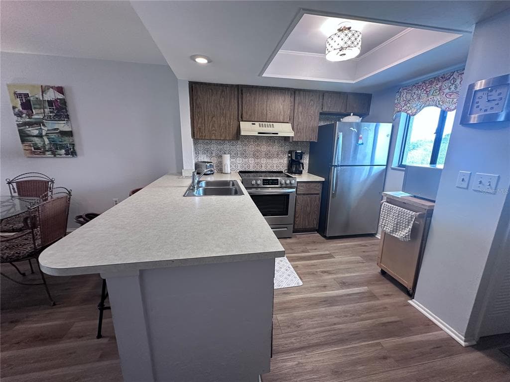 25225 RAMPART BOULEVARD 105 photo 17