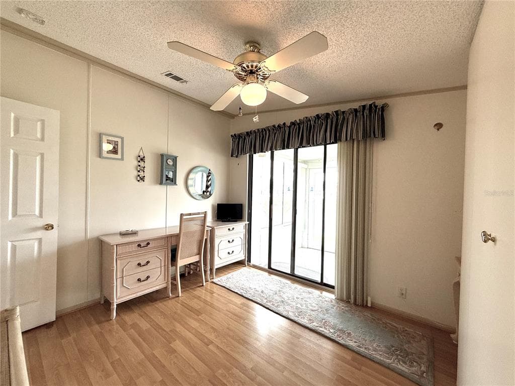 101 SAINT GEORGE COURT photo 20