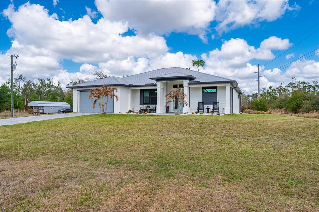 4301 SOUTH ROAD photo 1