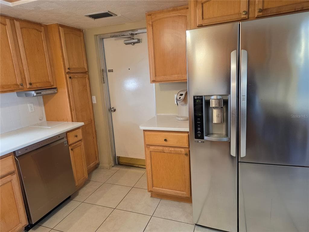 5130 BRITTANY DRIVE S 301 photo 11