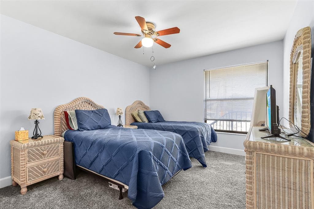 3935 COUNTRY CLUB BOULEVARD 17 photo 14