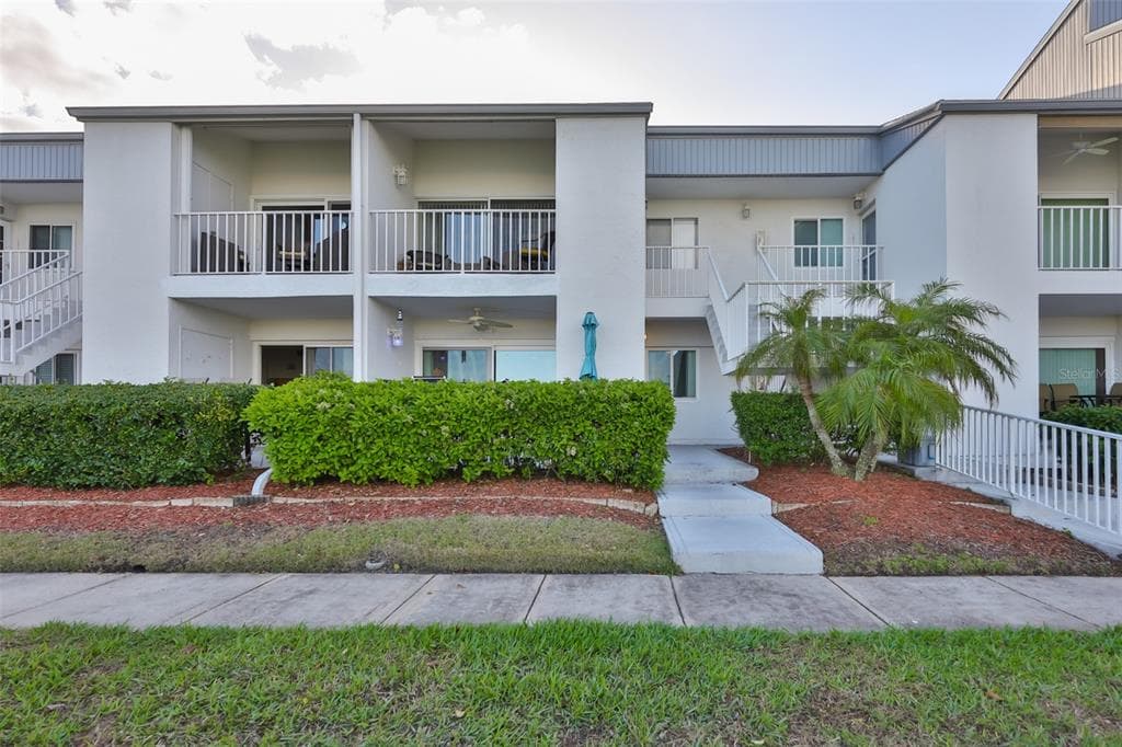 14800 WALSINGHAM ROAD 1203 photo 2