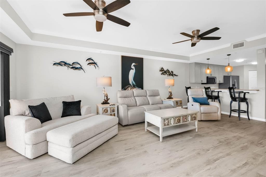 3322 PURPLE MARTIN DRIVE #125 4