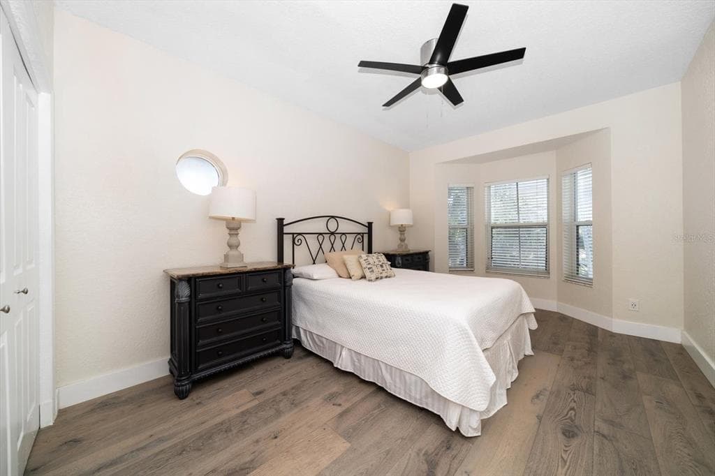 8685 E BAY DRIVE photo 20