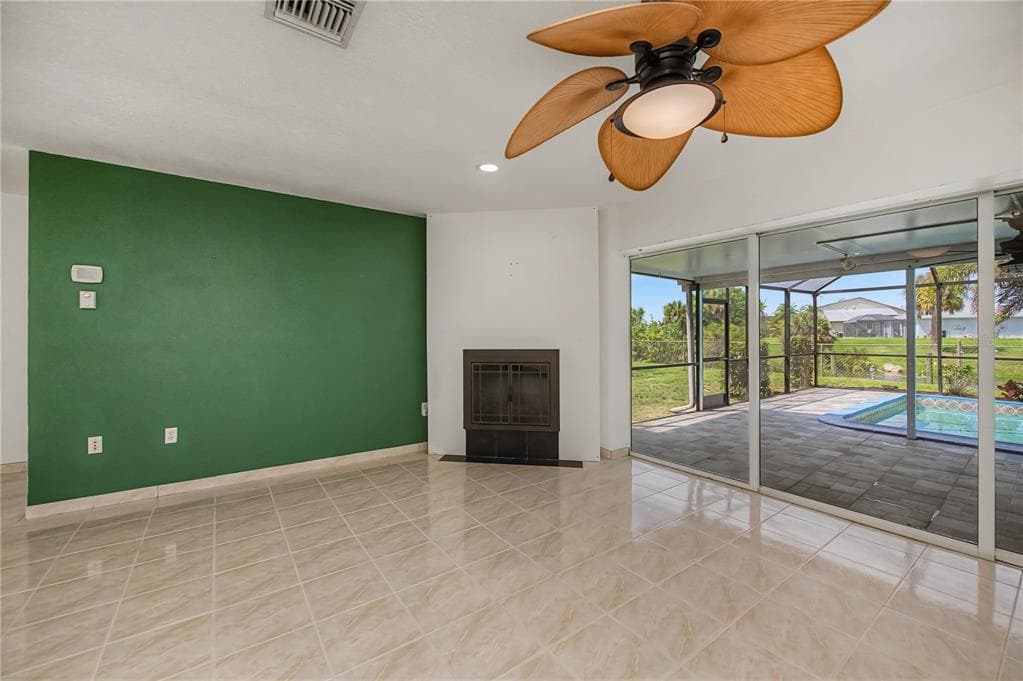 2479 ACHILLES STREET photo 17