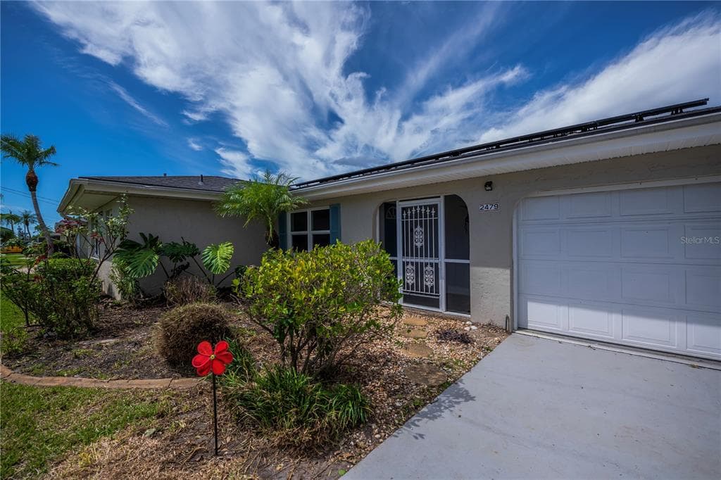 2479 ACHILLES STREET 3