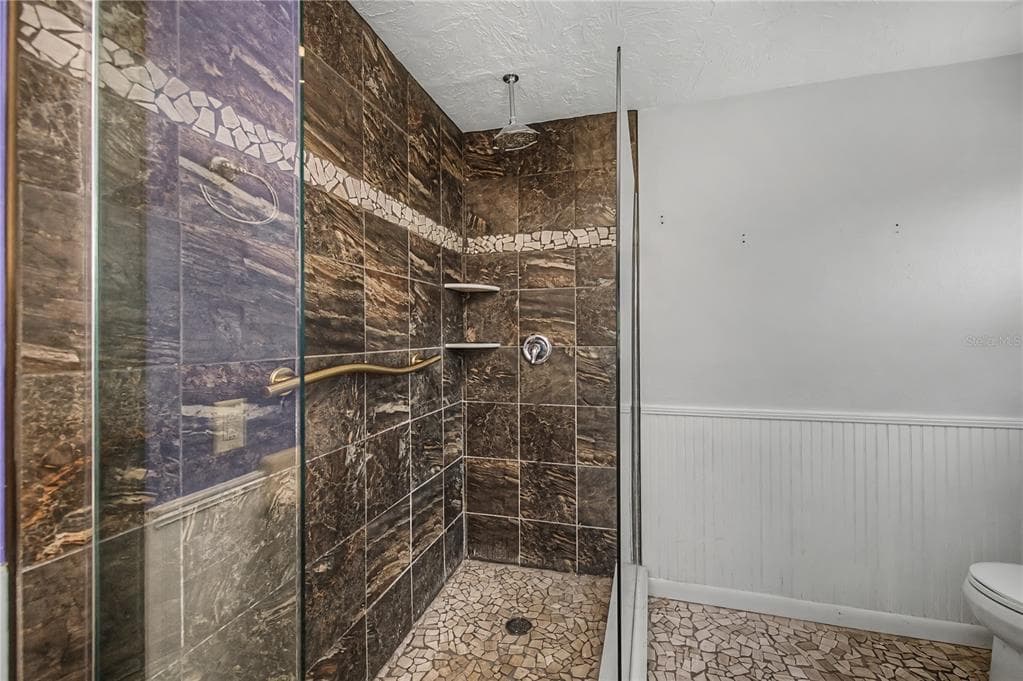 2479 ACHILLES STREET photo 8