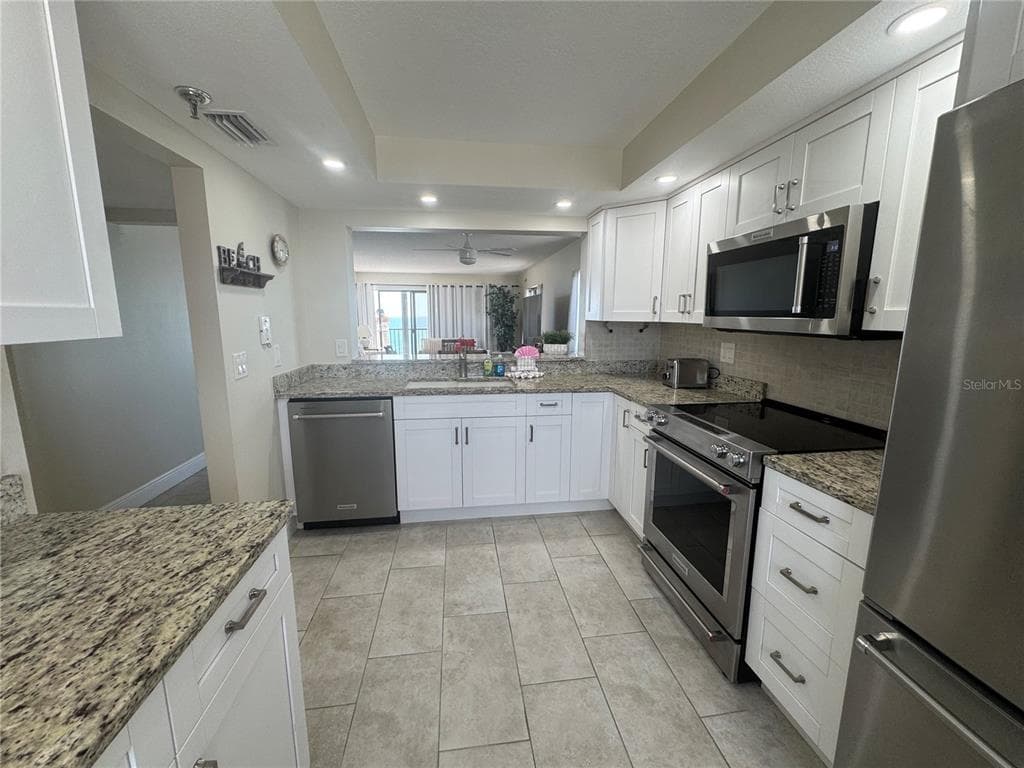 15000 GULF BOULEVARD 1108 photo 12