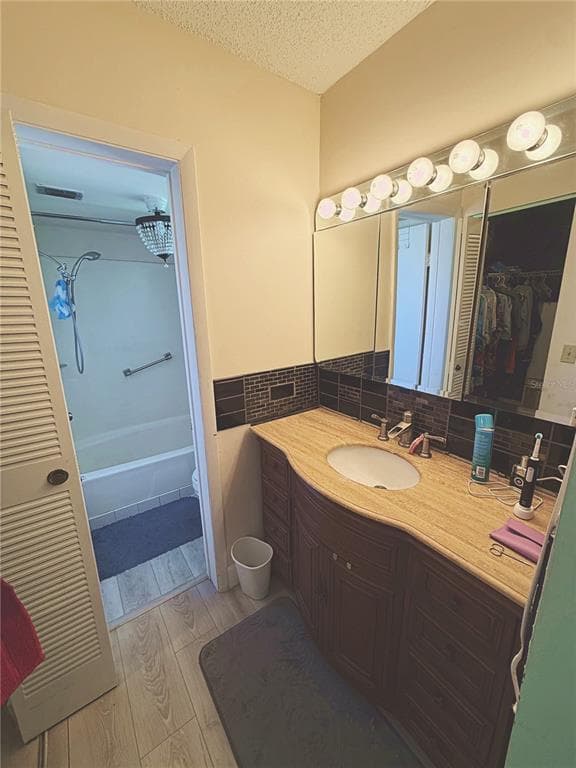 140 LAKE MERYL DRIVE 233 photo 16