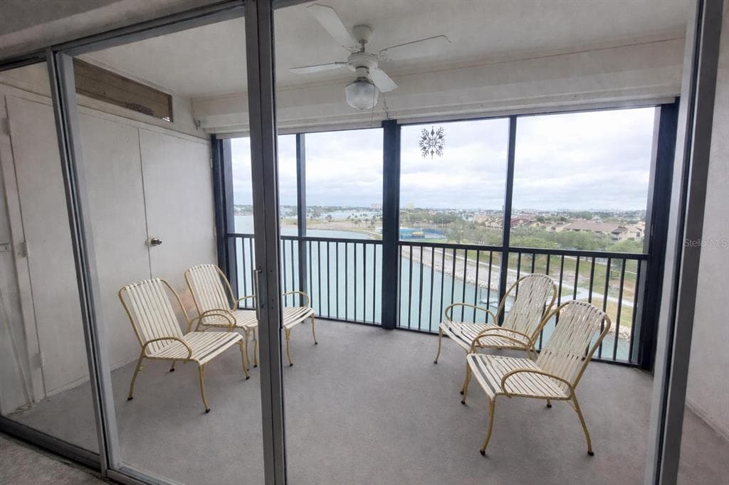 10355 PARADISE BOULEVARD 608 photo 16