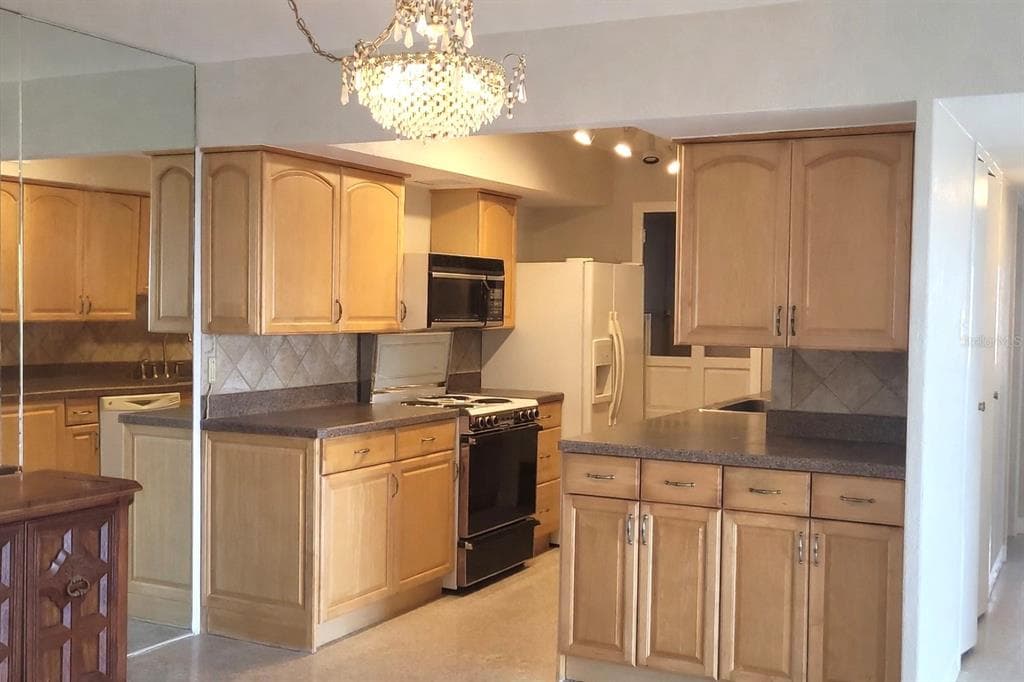 10355 PARADISE BOULEVARD 608 photo 24