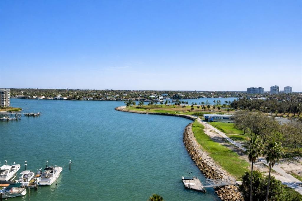 10355 PARADISE BOULEVARD 608 photo 15