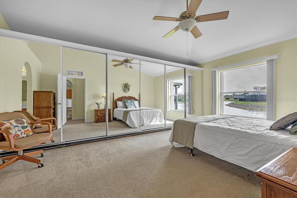 24483 LAKESIDE MANOR photo 18