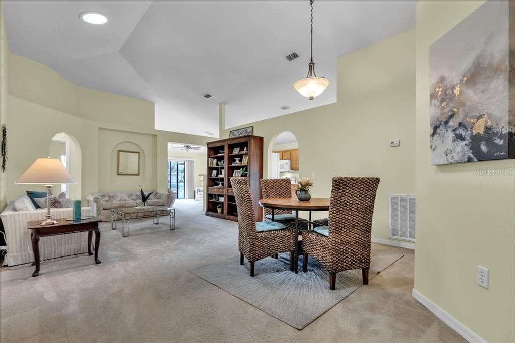 24483 LAKESIDE MANOR photo 4