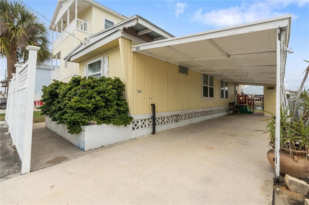 6501 CLARK STREET photo 4