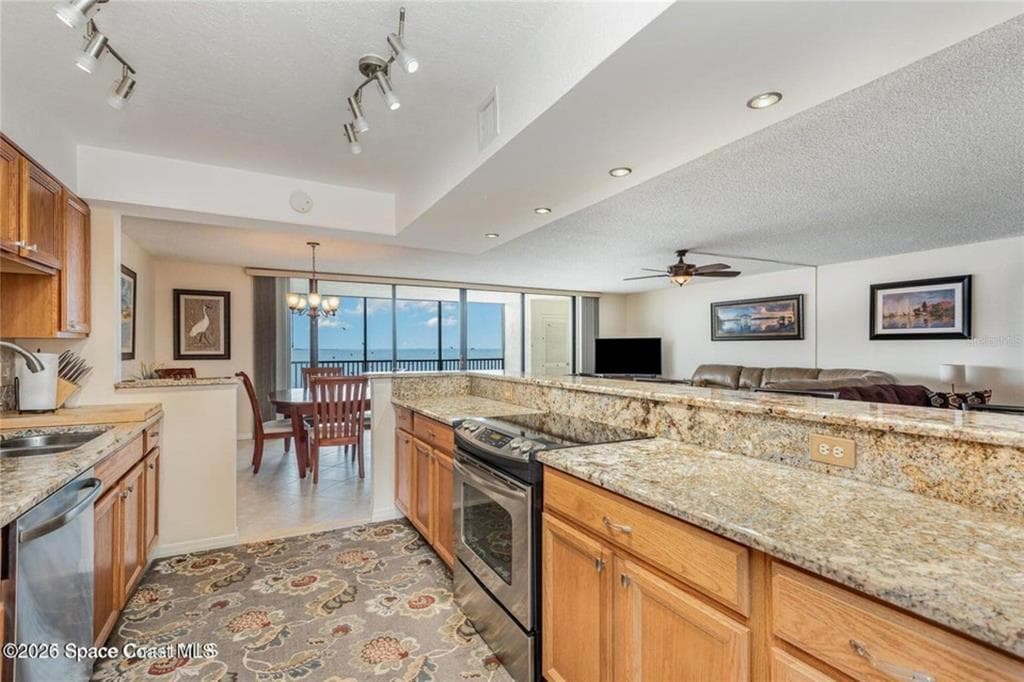 525 INDIAN RIVER AVENUE 303 photo 12
