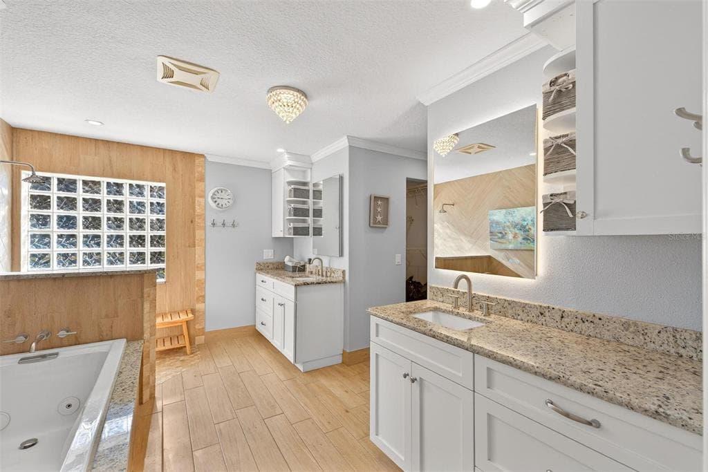 10220 BUMBLEBEE LANE photo 22
