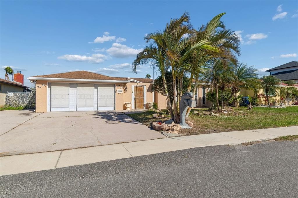 9900 ISLAND HARBOR DRIVE photo 2