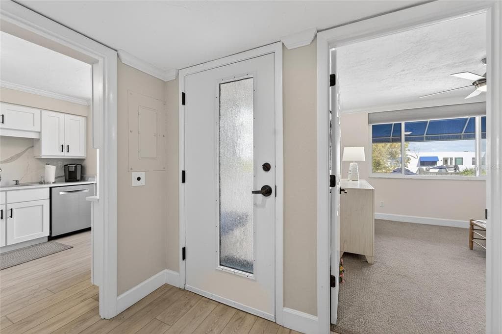 803 BAYPORT WAY 803 photo 7