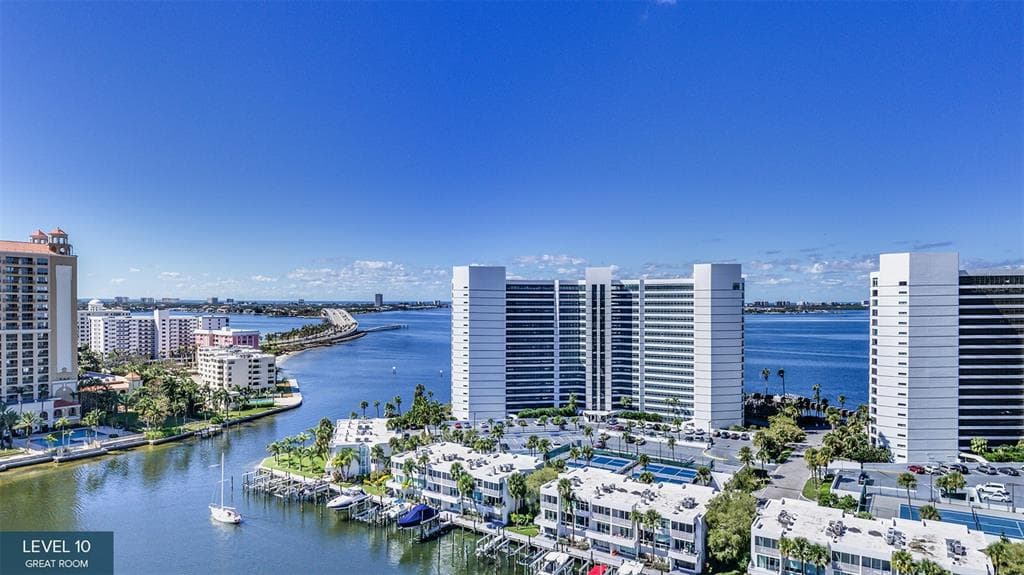 555 QUAY CMNS 1103 photo 1