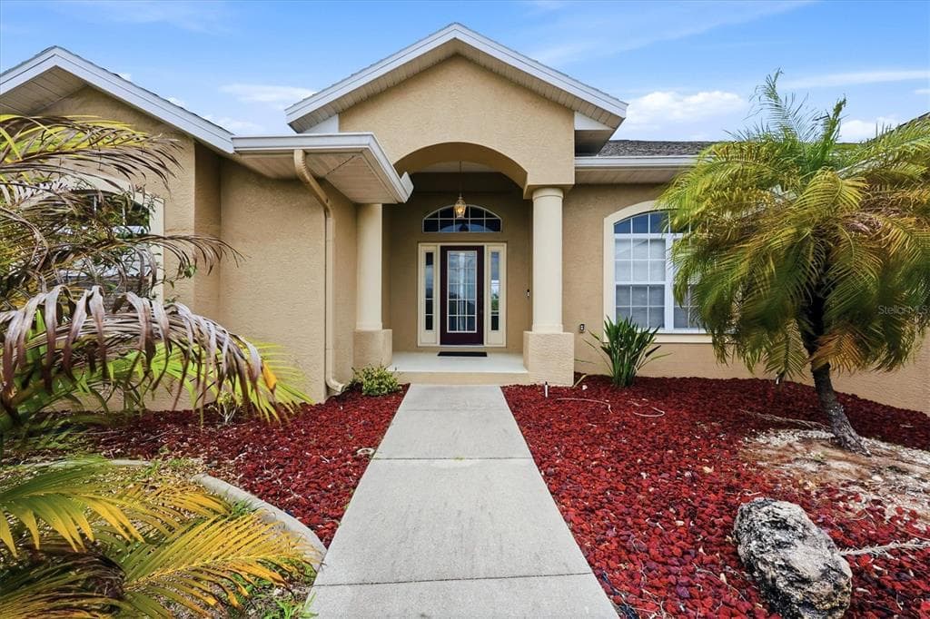 300 BAYTREE DRIVE photo 4