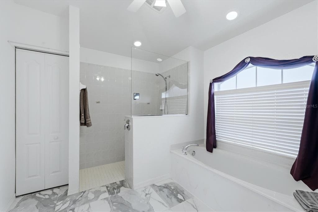 300 BAYTREE DRIVE photo 25