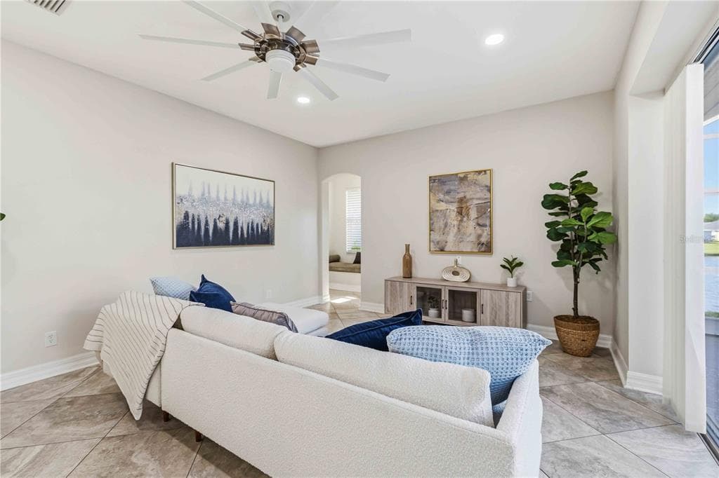 8335 BARTON FARMS BOULEVARD photo 15