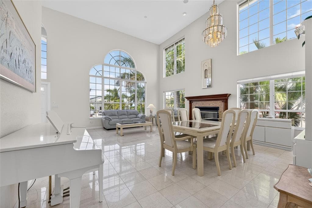 6107 MARBELLA BOULEVARD photo 10
